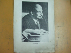 V. I. Lenin plansa alb - negru foto