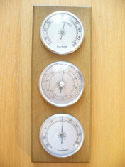 Statie meteo ,compusa din barometru,higrometru,termometru, suport lemn,Germania foto