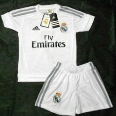 Compleu copii REAL MADRID,model nou 2015-2016 foto