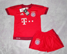 Compleu copii FC BAYERN,model nou 2015-2016 LEWANDOWSKY foto