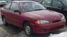 Dezmebrez Hyundai Accent 1995 foto