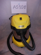 aspirator profesional,aspirator umed uscat,aspirator spalatorie auto.karcher foto