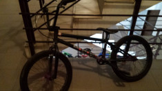 Bicicleta BMX 700 lei foto