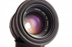 Obiectiv Canon FD 50mm 1.4 stare f buna mic defect la filet fata foto