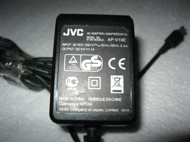 Incarcator original JVC AP-V17E AP-V18E AP-V19E Adaptor | arhiva Okazii.ro