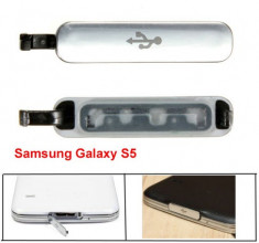 Samsung Galaxy S5 Silver usita USB port USB foto