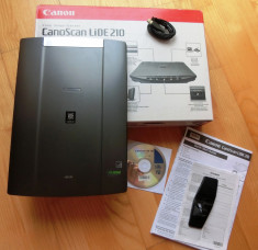 SCANNER CANON LiDE 210 - IN STARE IMPECABILA, TOATE ACCESORIILE-AMBALAJ ORIGINAL foto