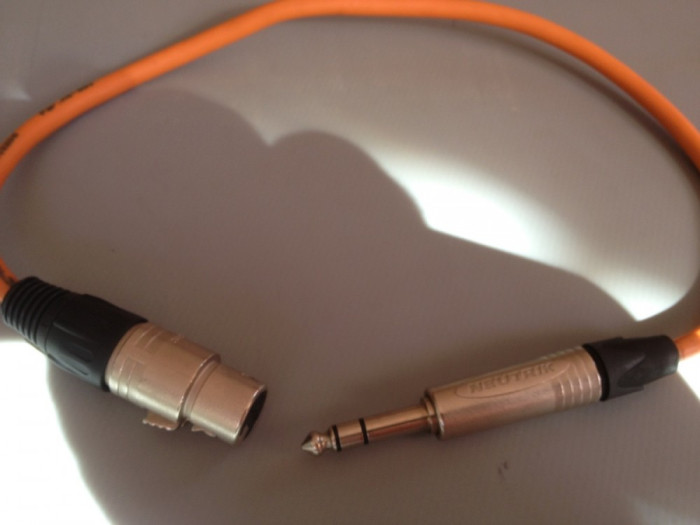 cablu audio /adaptor - XLR mama /JACK - marca NEUTRIK - 0,5 M lungime /IMPECABIL
