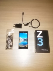 vand telefon blackberry z3 black foto