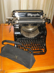 Masina de scris Olympia (COLECTIE) foto