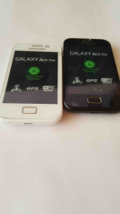 Telefon Mobil Samsung Galaxy Ace 2 i8160 foto