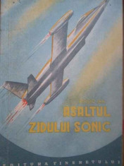 Asaltul Zidului Sonic - Rado Gh. ,139765 foto