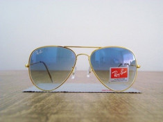 RAY BAN 3025 Aviator, Rama Aurie-Lentila Albastra Degrade foto