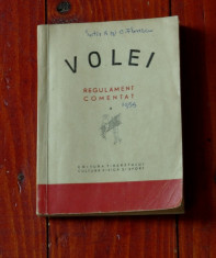 carte - Volei / regulament comentat - 1955 / 104 pagini ! foto
