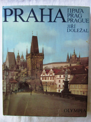 Album fotografic Praga: &amp;quot;PRAHA / PRAG / PRAGUE&amp;quot;, Jiri Dolezal, 1980. Nou foto