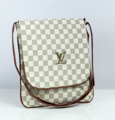 Geanta / Borseta de umar sau sold Louis Vuitton LV + Cadou Surpriza foto