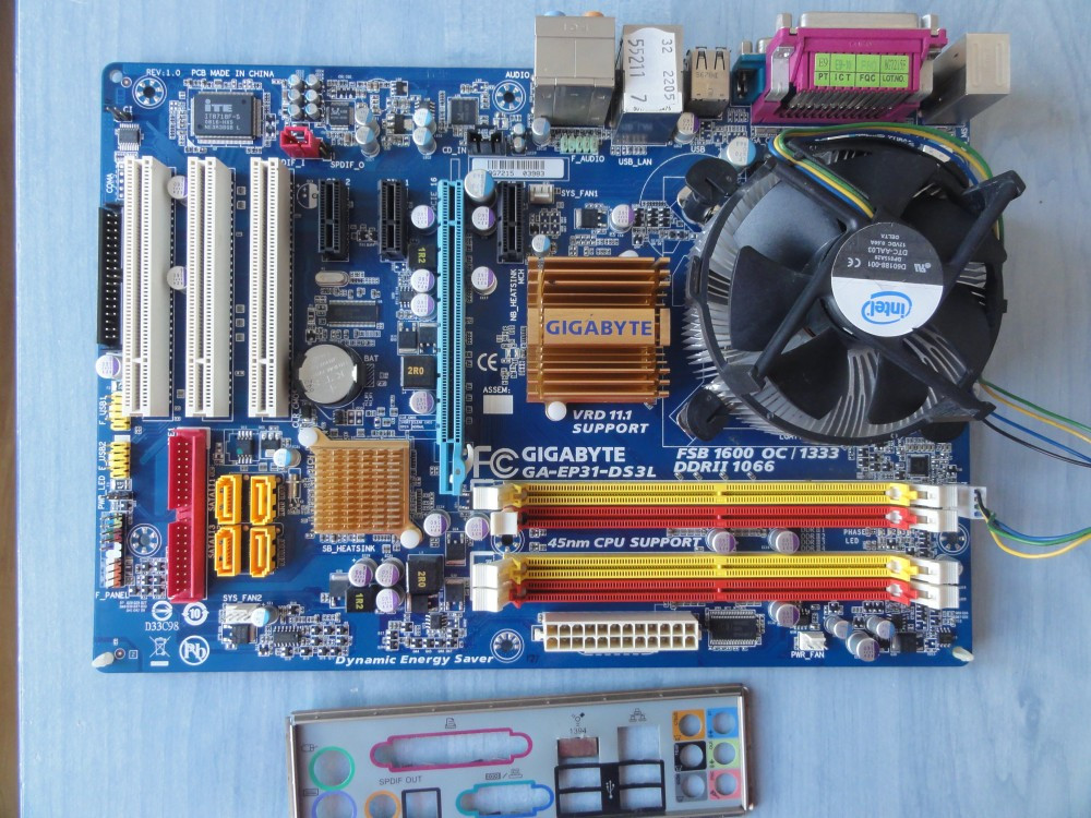 Kit placa LGA 775,Gigabyte GA-EP31-DS3L cu Quad Xeon 5430 la 2.66GHz,  functional | arhiva Okazii.ro