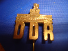 Insigna Germania Democrate DDR foto