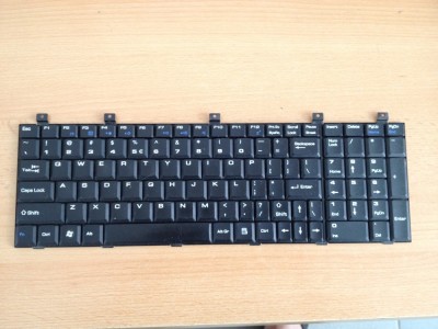 TastaTURA MSI VR 610 X , MS-163B A68.84 foto