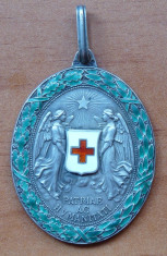 Medalia comemorativa Crucea Rosie , 1864 - 1914 , Austria , din argint , 28 gr. foto