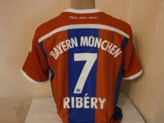 TRICOU BAYERN MUNCHEN RIBERY MARIMEA M foto