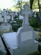 Loc de veci, 2 cripte, cimitirul Iancu Nou foto