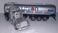 Herpa Kentworth K900 cisterna combustibil Union 1:87 foto