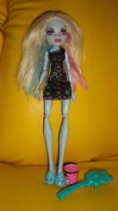 Papusa Monster High 3 foto