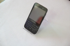 Blackberry Q5 Codat Orange Romania foto
