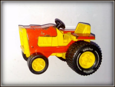 Jucarie veche tractor Tonka - 1976 foto