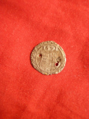 Moneda Medievala -Denar argint Ungaria 1571 , gaurit ,d.= 1,3 cm foto