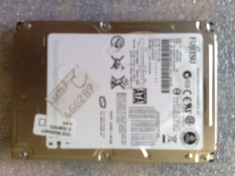 Hard disk Fujitsu MHV2120BH 120GB Sata 2,5 - defect foto