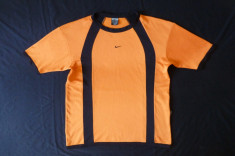 Tricou Nike; marime L (184 cm inaltime): 55 cm bust, 63 cm lungime etc. foto