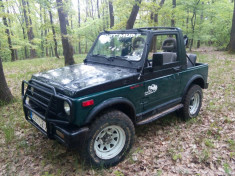 Suzuki Samurai foto