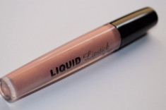 RUJ LICHID MARO BEIGE LIQUID LIPSTICK BY W7 NUDE foto