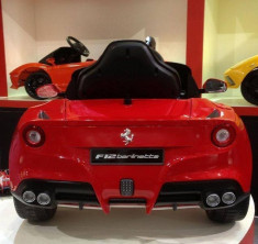 Masinuta electrica Ferrari Berlinetta foto
