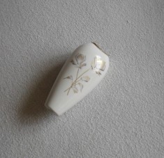 Vaza portelan de perete