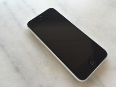 iPhone 5C 16GB White neverlocked , stare f buna , FULL , original - 899 RON ! foto