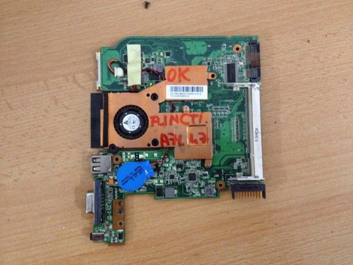 Placa de baza asus eeepc 1001 A71.47