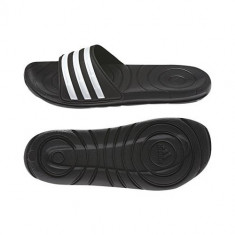 PAPUCI ADIDAS COD M21893 foto