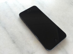 iPhone 5 16GB Black stare foarte buna , NEVERLOCKED , full - 899 RON ! Okazie foto