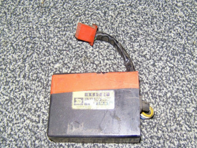 CDI ECU Honda VF 500 750 C 131100-3690 foto