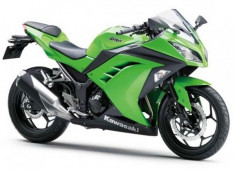 Motocicleta Kawasaki Ninja 300 Special Edition motorvip - MKN74261 foto