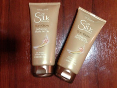 Exfoliant de corp cu efect de catifelare Silk Beauty Sun Glow by ORIFLAME SWEDEN foto