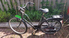 Bicicleta cu motor ajutator de 30cm cubi - Fara carnet-fara inscris - nu SCUTER foto