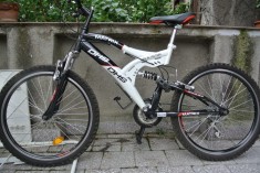 Bicicleta DHS Matrix foto