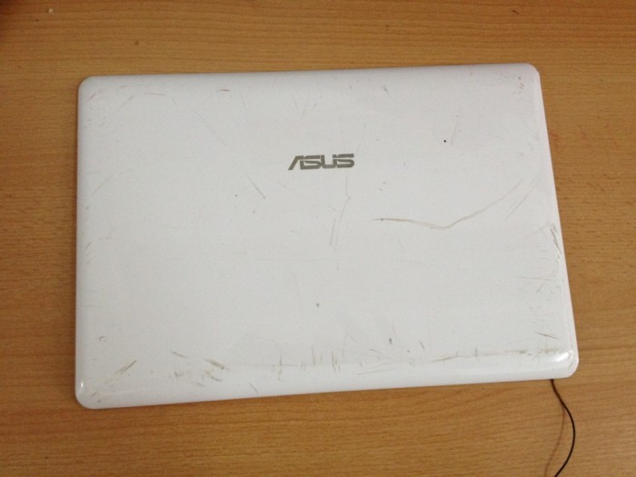 Capac display Asus EEEpc 1101 HA A71.55