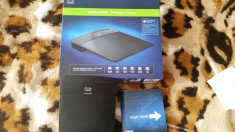 Router Wireless Linksys E 1200 - Impecabil, in cutie. foto