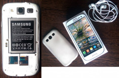 Samsung Galaxy S3 16 Gb - codat Orange - varsta 2 ani, pachet complet foto