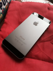 Iphone 5S 16gb space grey neverlocked stare absolut impecabila cu garantie 10luni apple internationala la 1499ron foto